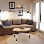 Landliv Stuuv - Hochwertig & Stilvoll بيت للعطل